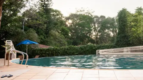 Piscina adulto e infantil aquecidas