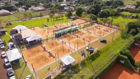 Quadras de Beach Tennis