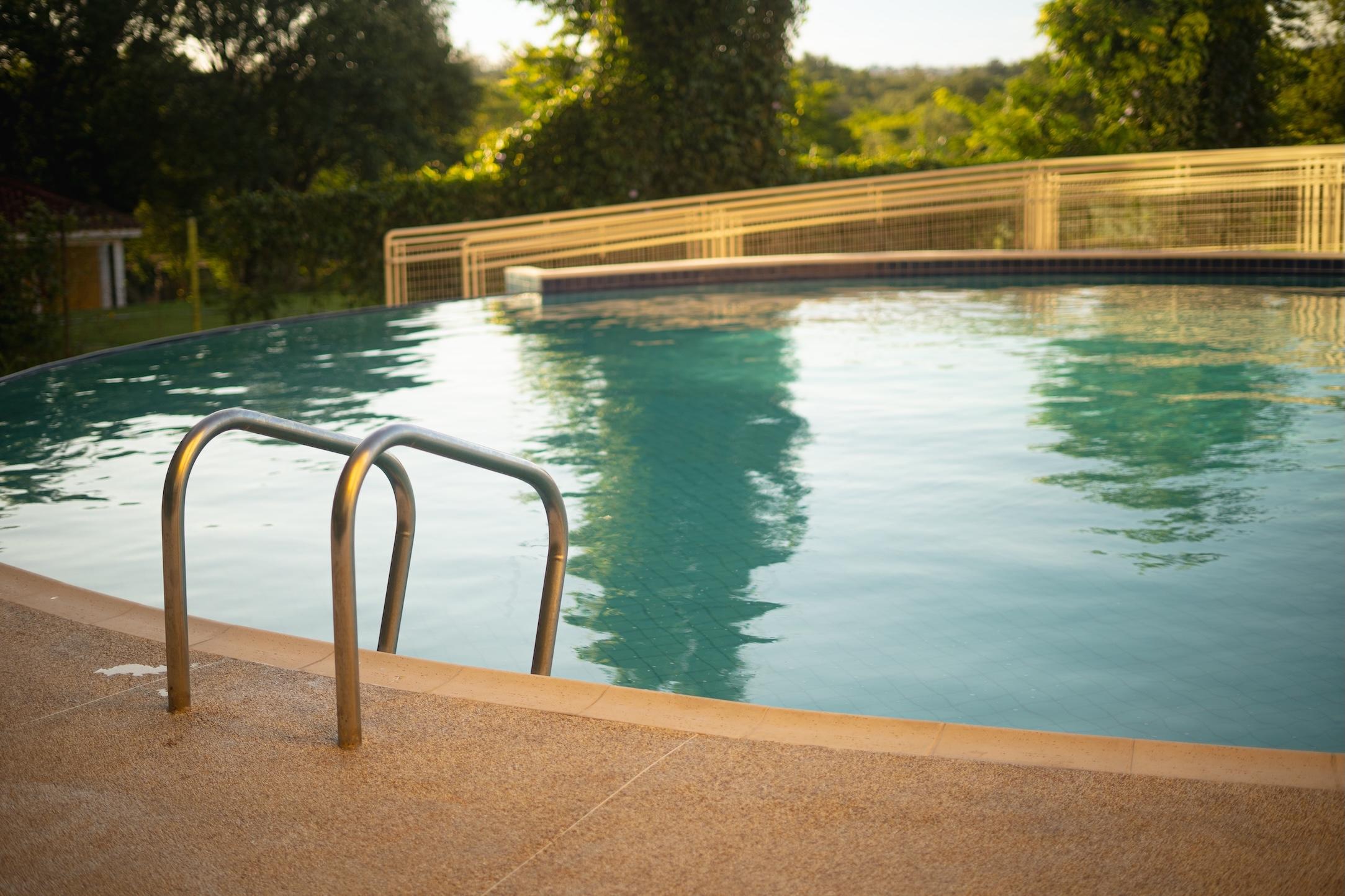 Piscina adulto e infantil