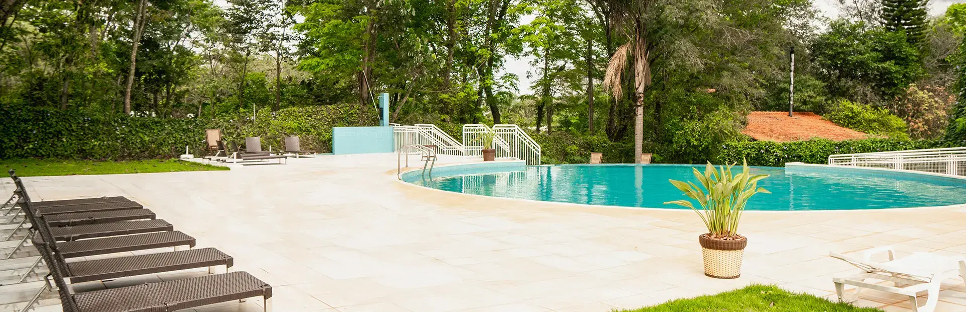 Piscina adulto e infantil climatizada